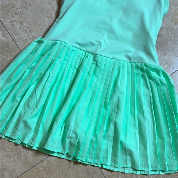 💕Fabletics Light Green Activewear skort dress💕 - Picture 3 of 6